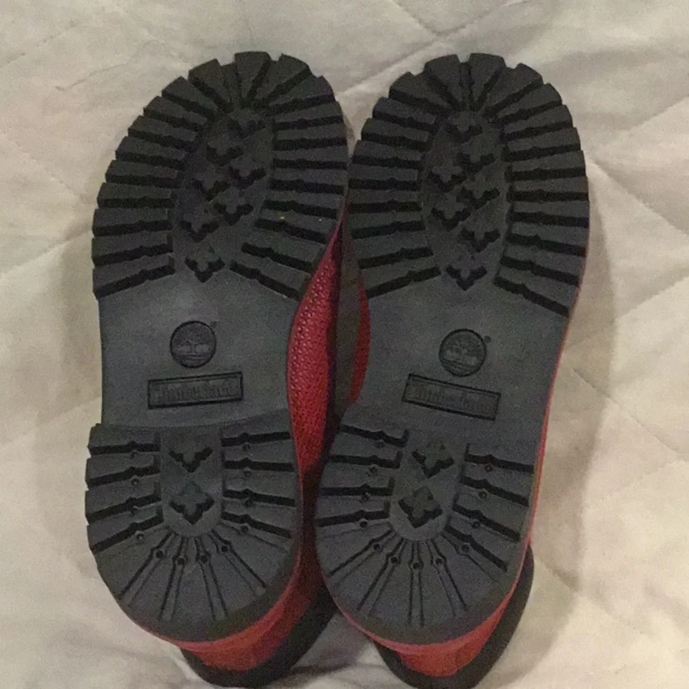 PC1) authentic red timberlands boots.